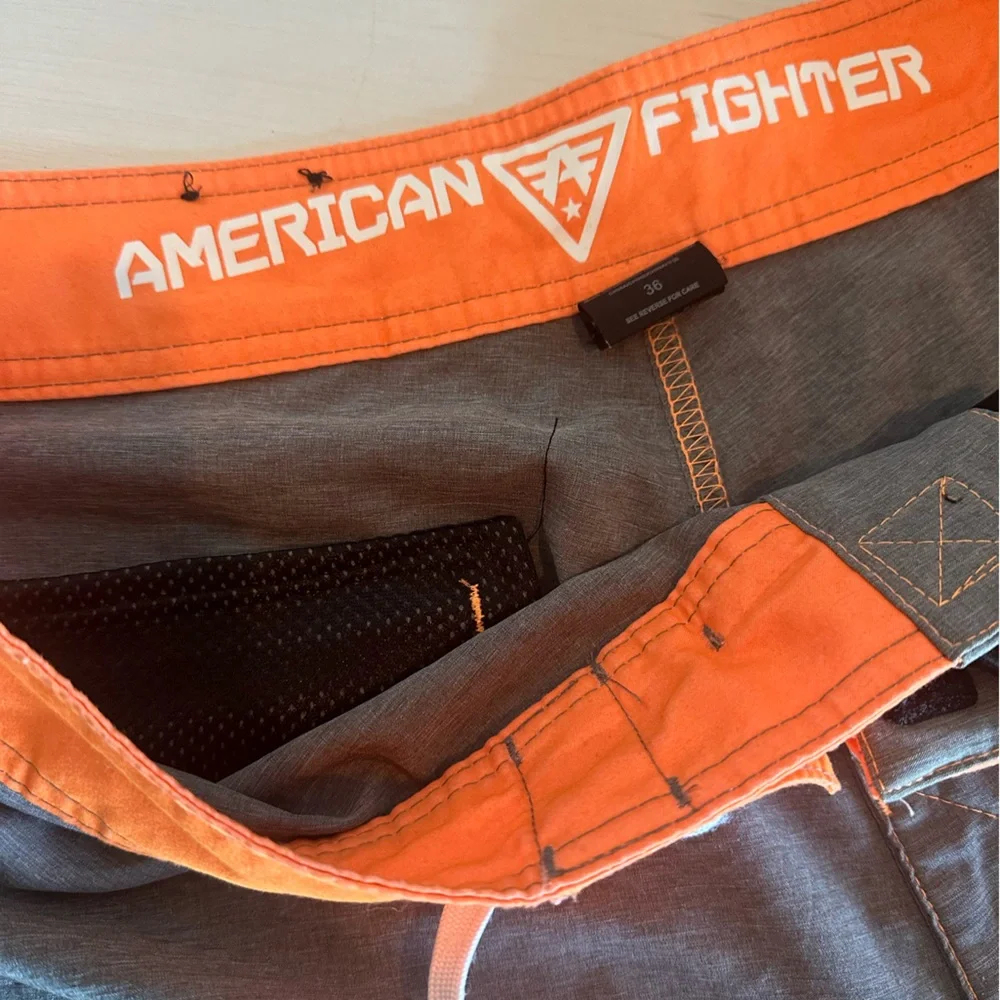 American Fighter Men's Gray and Orange Swim Board Shorts